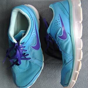 Nike Flex Experience RN 2 Athletic Shoe Blue & Purple Size: 7.5
